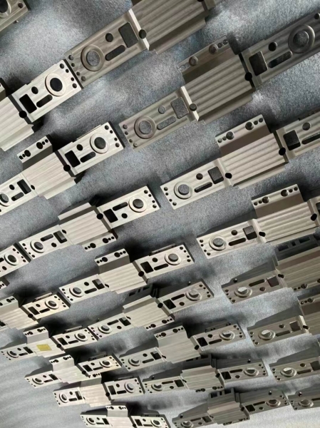 半導體零（líng）件加工